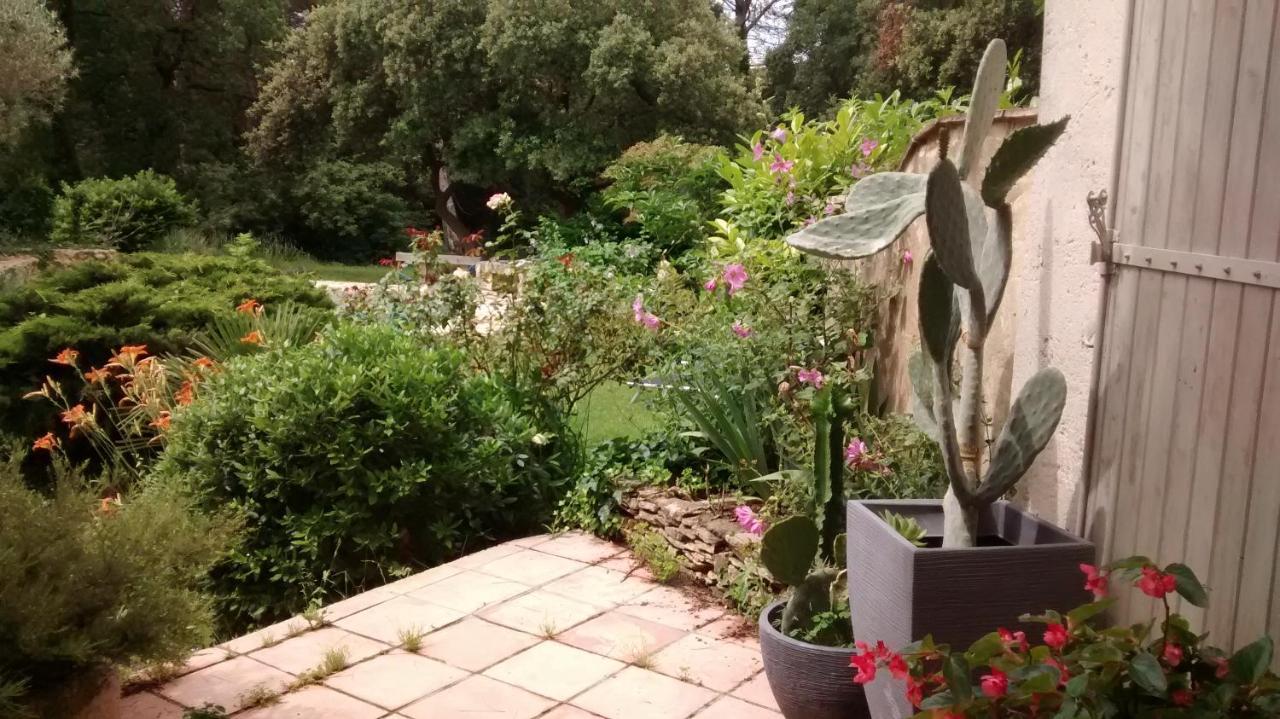 La Bousquatiere Bed & Breakfast Piolenc Eksteriør bilde