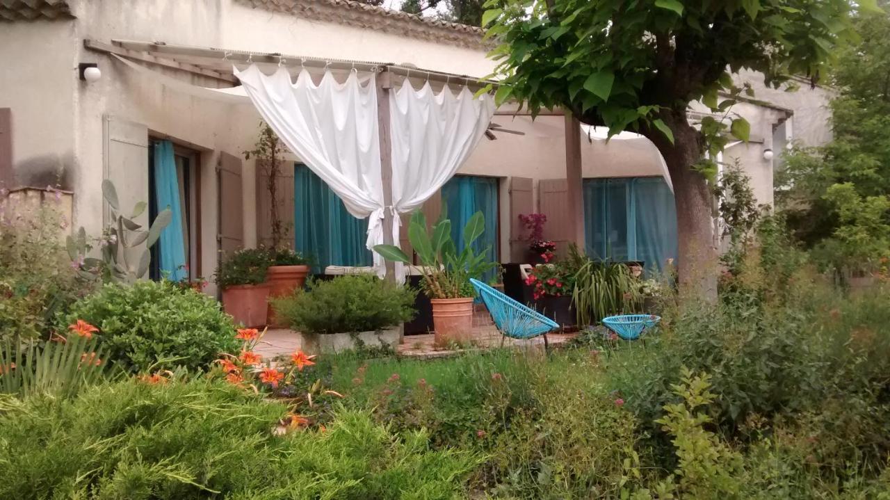 La Bousquatiere Bed & Breakfast Piolenc Eksteriør bilde