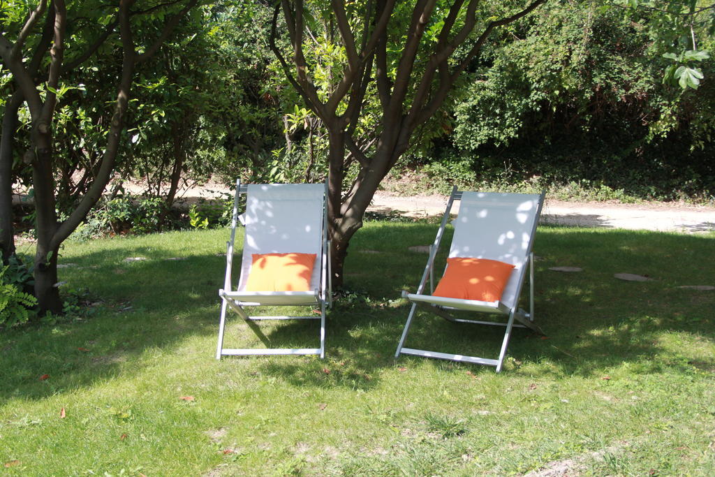 La Bousquatiere Bed & Breakfast Piolenc Eksteriør bilde