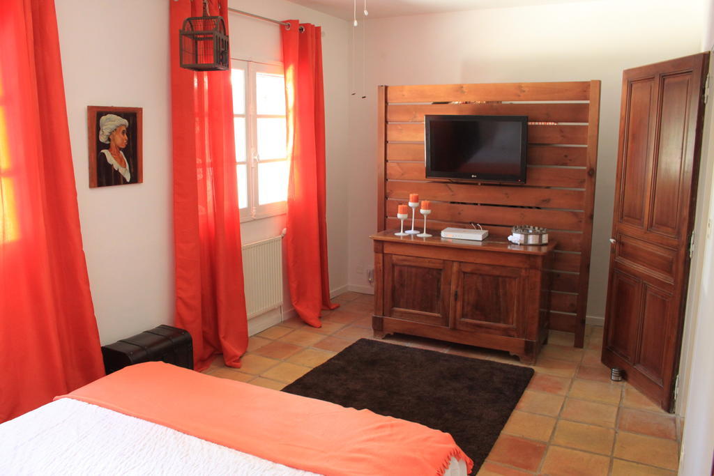 La Bousquatiere Bed & Breakfast Piolenc Rom bilde